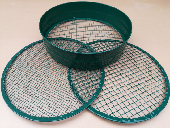 Sieve or Riddle (Multi mesh  6,9 & 12mm)